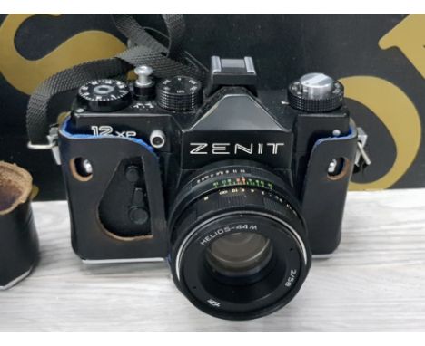 ZENIT 12XP CAMERA IN ORIGINAL CARRY CASE MADE IN USSR