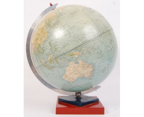 A good vintage c1940's ' Philips Standard Globe ' school / desktop educational study globe. Makers panel to centre, standing 