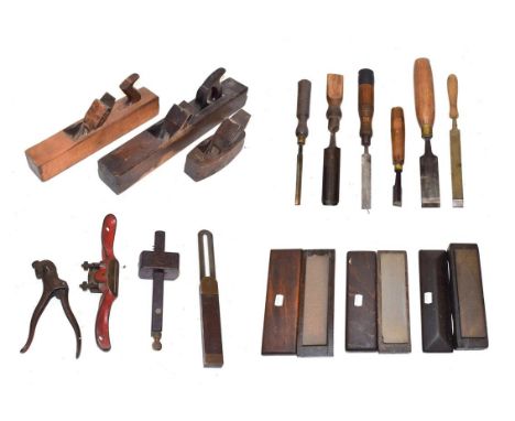 Various Woodworking Tools including four wooden block planes largest 22'', a further wooden plane, six chisels, three sharpen
