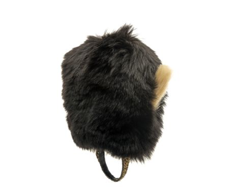 A BEARSKIN TO THE GRENADIER GUARDS, first half of the 20th century, with cane inner basket, leather liner and white plume mou