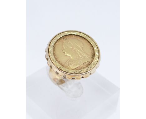 1899 HALF SOVEREIGN RING, in 9ct gold mount and shank, ring size N, gross wt. 9.2g
