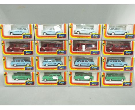 Agat USSR - Sixteen 1:43 scale diecast model motor vehicles by Agat contained in original window boxes. Models appear M in E 
