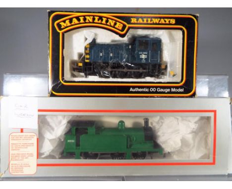Wrenn / Mainline - two OO gauge tank locomotives comprising Wrenn green livery 0-6-0T op no 31331, ex in ex Lima window box a