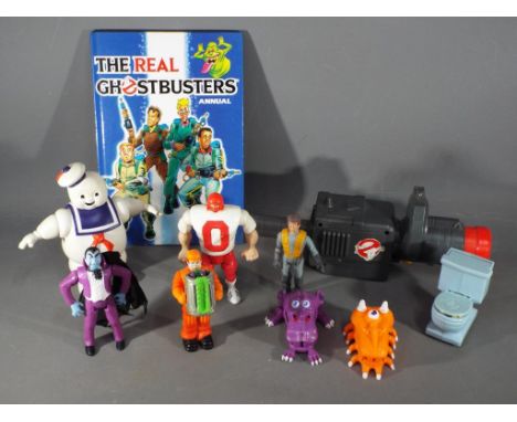 Kenner, Ghostbusters - A collection of 10 loose and unboxed vintage action figures, toys and ephemera from the film Ghostbust