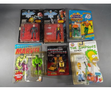 Kenner, Mattel Hasbro - A collection of 6 TV and Film related Action Figures. Lot includes Kenner Robocop Ultra Police - Chai