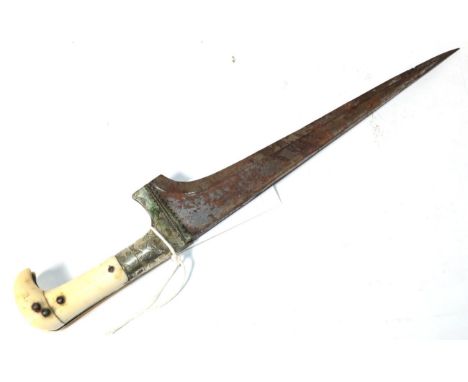 A 19th century Indian Pesh Kabz, lacks scabbard 