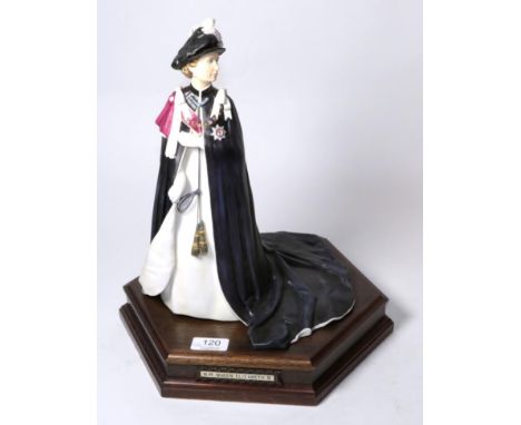 Royal Worcester Queen Elizabeth II, Style One, model No. RW3941 by Ronald Van Ruyckevelt, limited edition 54/250, on wooden p