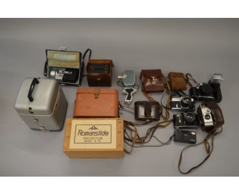 Collection of assorted vintage cameras, equipment and projector items etc.