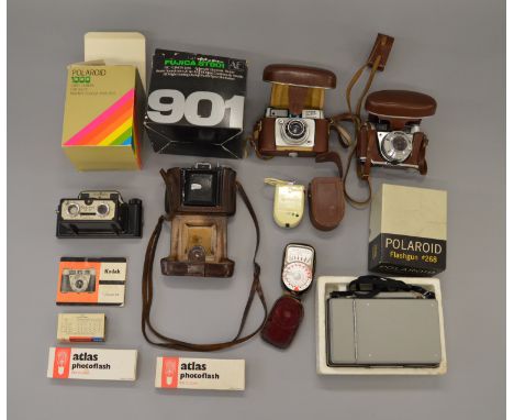 Mixed Camera, Stereo & Polaroid Lot. To include Fujica ST901 with 55mm f1.8 lens, Coronet 3-D stereo camera for 127 film, Pol