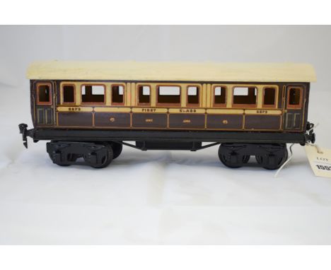 Marklin (Maerklin) 1-gauge First Class short bogie coach, 2873 LNWR livery.
