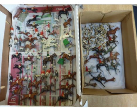 A QUANTITY OF UNBOXED AND ASSORTED PLAYWORN HOLLOWCAST HUNTING AND HORSE RACING FIGURES, condition ranges from poor/damaged t
