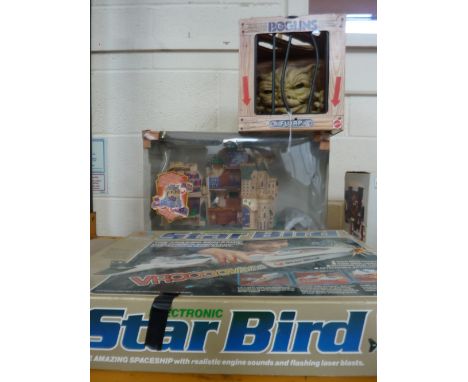 A BOXED MATTEL 7 TOWNS BOGLINS 'FLURP' HAND PUPPET, c.1987, minor damage to box, with a boxed Mattel Harry Potter Hogwarts Sc