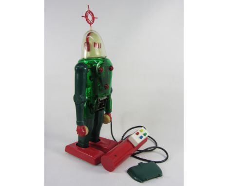 Retro Dux-Astroman Electric Robot Nr. 150 (boxed)