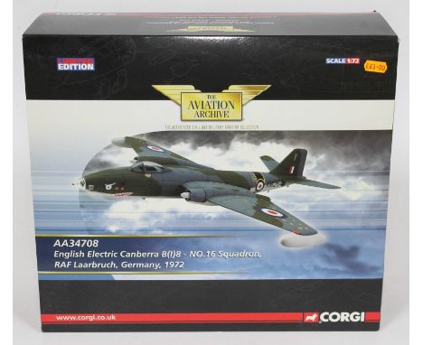 Corgi Aviation Archive Collector Series English Electric Canberra B.Mk 2 RAF No.10 Sqn, WH640, 1:72 scale die-cast model, AA3