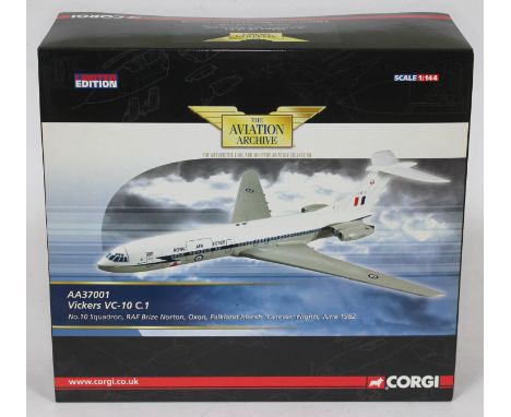 Corgi The Aviation Archive Vickers VC-10 C.1 No. 10 Squadron, RAF Brize Norton, Oxon, Falkland Islands 'Casevac' Flights, Jun