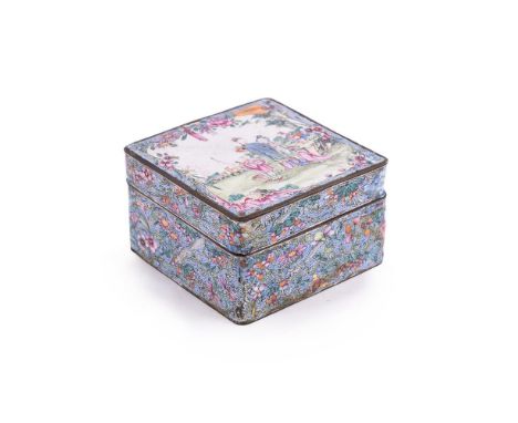A Chinese enamel square box and cover, Qing Dynasty, the cover painted with two ladies and a boy, 9cm x 9cm x 5.5cm high 清 铜胎