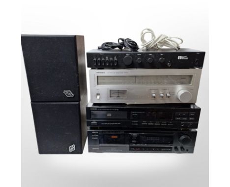 A Denon stereo cassette tape deck DRM-400, further compact disc player DCD-560, a Technics stereo tuner ST-Z1L, a Creek Audio