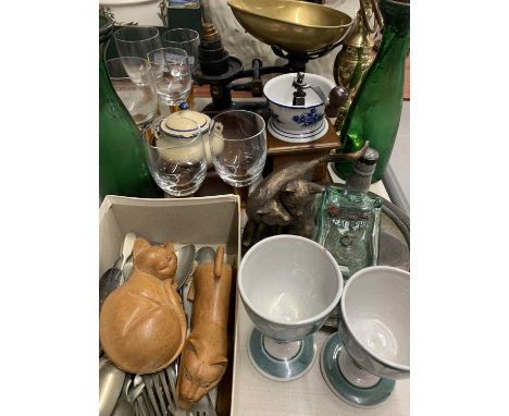 KITCHENALIA, OTHER HOUSEHOLD GOODS, EPNS CUTLERY, ETC - to include a pair of cast iron and brass kitchen scales and weights, 
