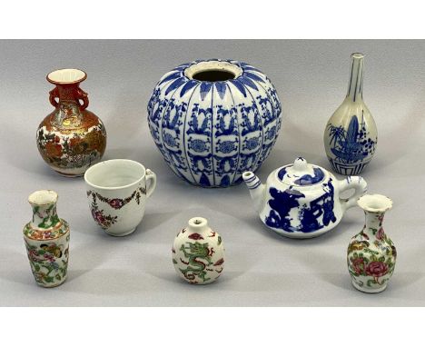 CHINESE/JAPANESE VINTAGE &amp; LATER PORCELAIN COLLECTION - to include a small blue and white decorated bottle vase, 14cms H,