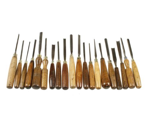 20 carving tools incl. a straight Macoroni G 
