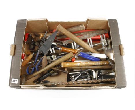 A box of tools G 