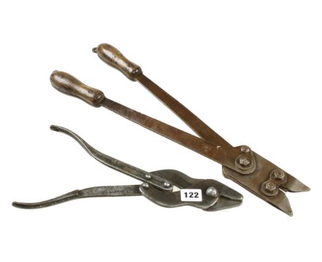Two pairs of WW1 and 11 barbed wire cutters, the folding pair by WILKINSON G 