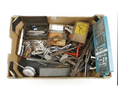 A box of engineer's tools etc G 