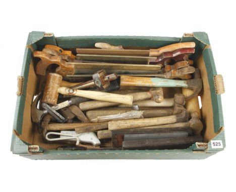 A box of tools G 