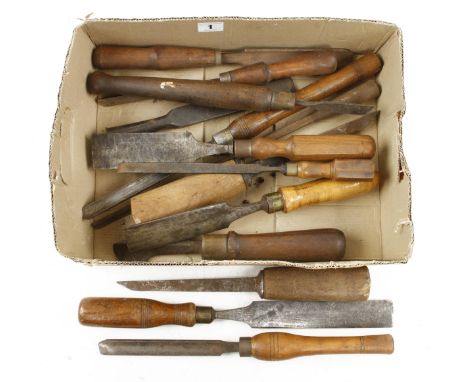 14 chisels and turning tools G 