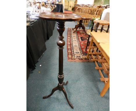 A Chippendale style piecrust top mahogany jardinere stand.