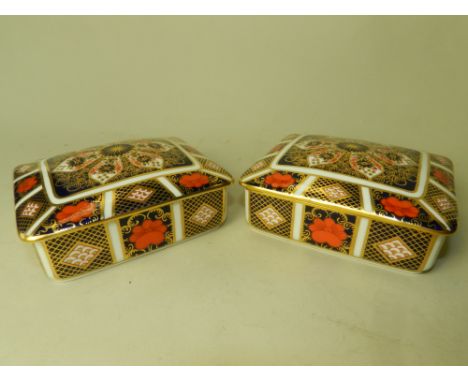 A pair of Royal Crown Derby Imari pattern trinket boxes