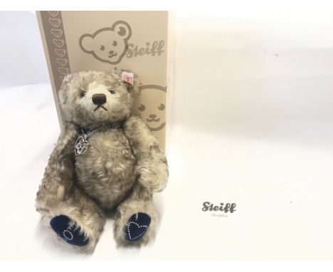 A Boxed Steiff Buckingham Bear 60th.