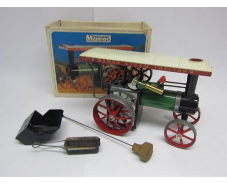 A boxed Mamod T.E.1a live steam traction engine 