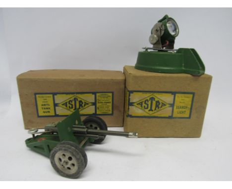 Two boxed Astra military models to include Anti-Tank Gun and Search-Light (2) 