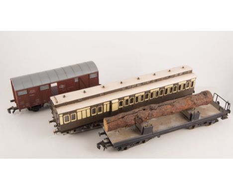 Scratch built O gauge carriages, Lima, Peco carriages, O gauge points, track and wagons, Bing goods depot, (quantity in two b