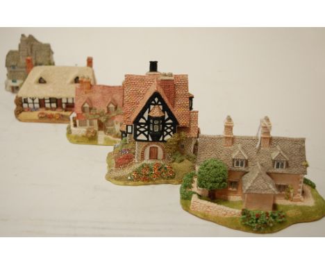 Five various Lilliput Lane models to include Brockbank, Bow Cottage, Moonlight Cove, Isaac Walton, and Tanglewood Lodge, boxe