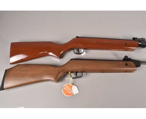 An SMK 15 .177 Break Barrel Air Rifle, together with an SMK Sportsmarketing XTB2K .22 Break Barrel Air Rifle, 18+ TO PURCHASE