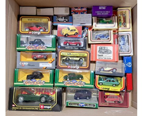 Corgi, Bburago, Lledo &amp; similar, a boxed &amp; unboxed Car, Commercial &amp; similar mixed group. Although unchecked for 