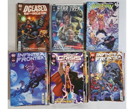 Quantity of DC Superhero Comics &amp; similar. Includes Green Lantern, Flash, DCeased, Infinite Frontier &amp; Dark Crisis. V