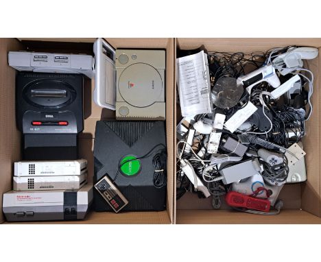Vintage/Retro Gaming. Nintendo, Xbox, PlayStation, Atari and similar, a large QTY of Consoles, Accessories/Peripherals, Games