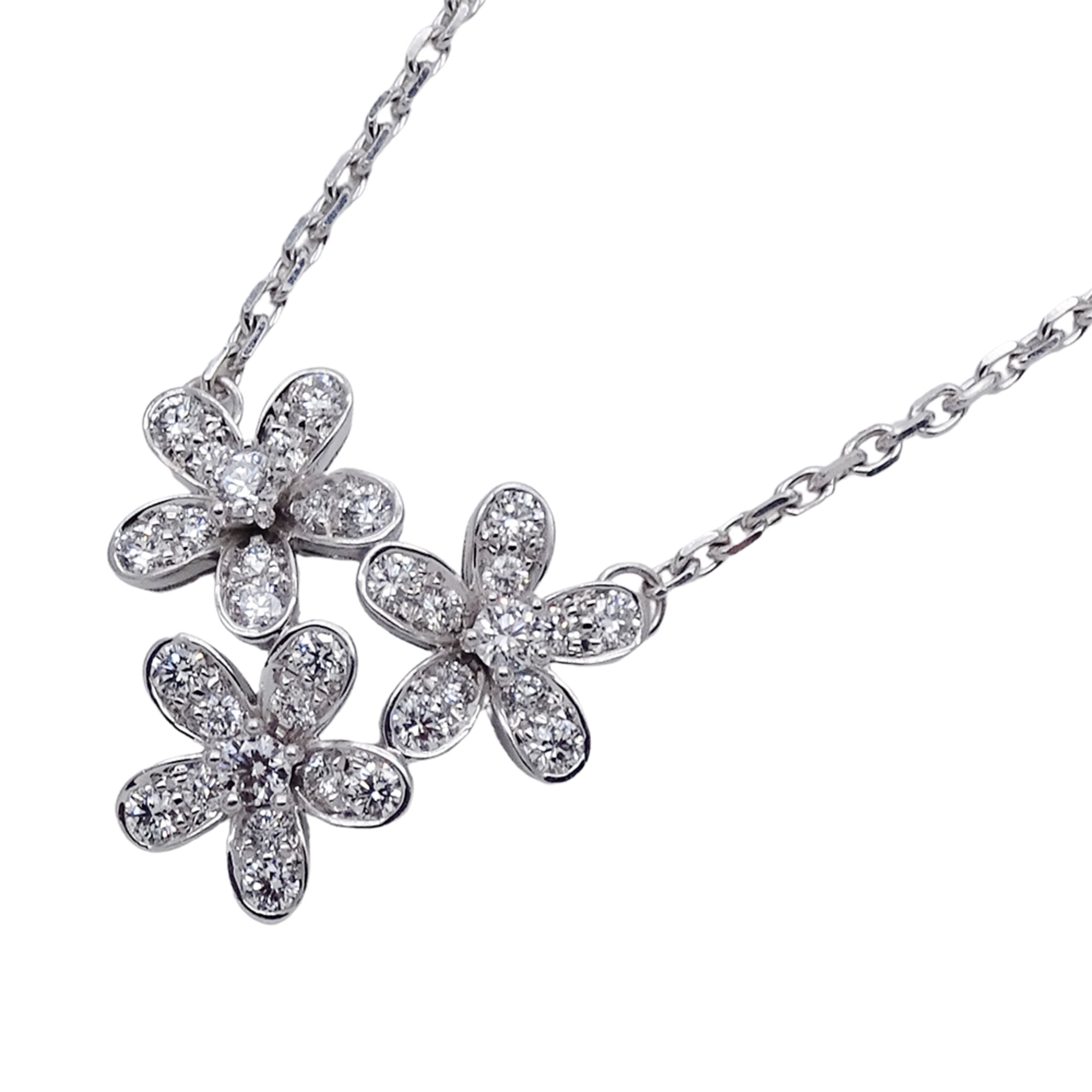 Van Cleef & Arpels Women\'s Diamond Socrates 3-Flower Necklace in 750WG White Gold, Polished