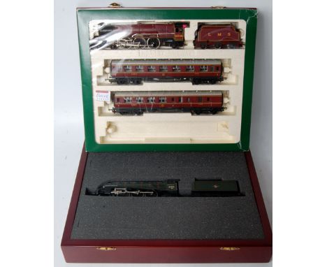 A Hornby R2033 'Royal Scot' train pack containing LMS 'Princess Helena Victoria' engine and tender, 2 coaches only (G-BFG), s