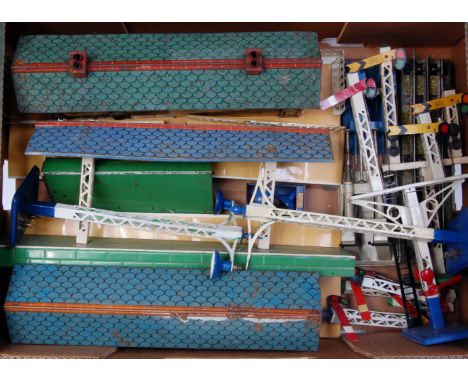 A large tray of prewar Hornby accessories including No. 2 'Reading' station with ramps, platforms repainted, No. 1 wayside st