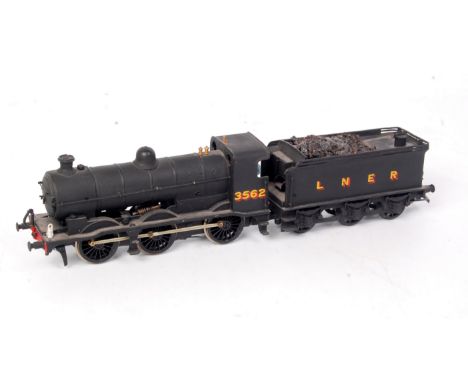A whitemetal kit built 0-6-0 engine and tender, GNR style cab, as LNER No. 3562 (VG)