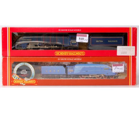 A  Hornby R294 class A4 engine and tender British Railways lined blue 3 60028 'Walter K Whigham' (M-BM) together with R372 LN