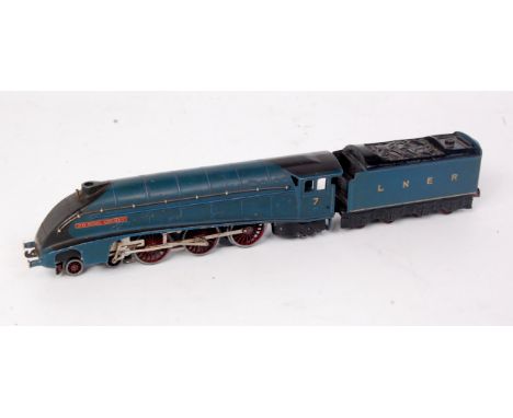 A Hornby Dublo 'Sir Nigel Gresley' engine and tender, good for age (G)