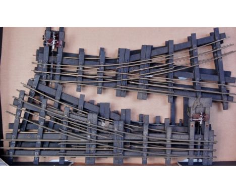 4 x Bassett Lowke 3 rail brass points, 2 x L/H and 2 x R/H with a 3 rail steel L/H point all (G)