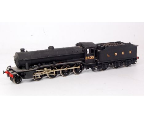 Whitemetal kit built 2-8-0 engine and tender LNER No. 2435 (G)