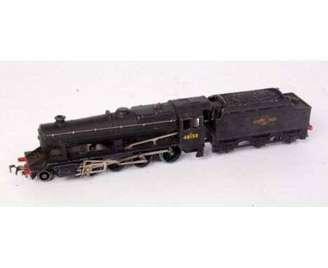 A Hornby Dublo 3 rail 2-8-0 engine and tender no. 48158, paint loss to raised edges (G)