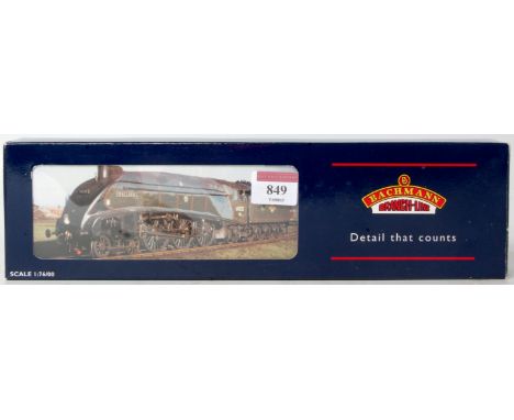 A Bachmann 31-959 class A4 engine and tender LNER garter blue No. 26 'Miles Beevor' with instructions (G-BG)